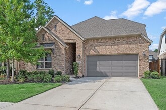 Building Photo - 4218 Davis Oak Dr