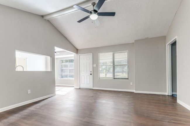 Building Photo - 3120 Royal St