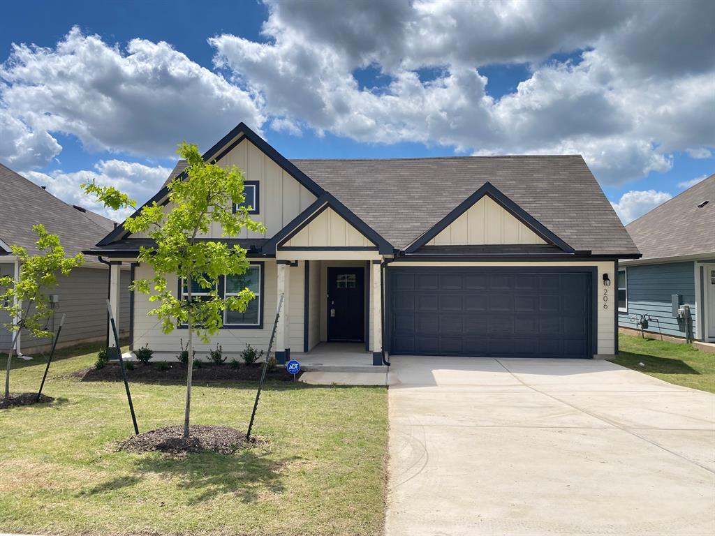 Foto principal - 206 Sweetwater Crk Ln