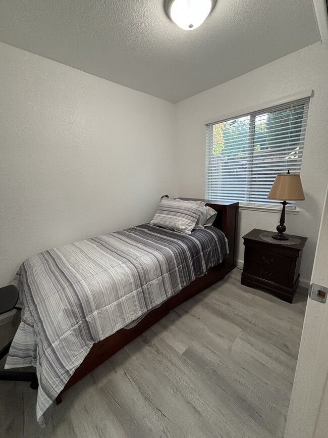 2nd bedroom - 1649 Mellowood St
