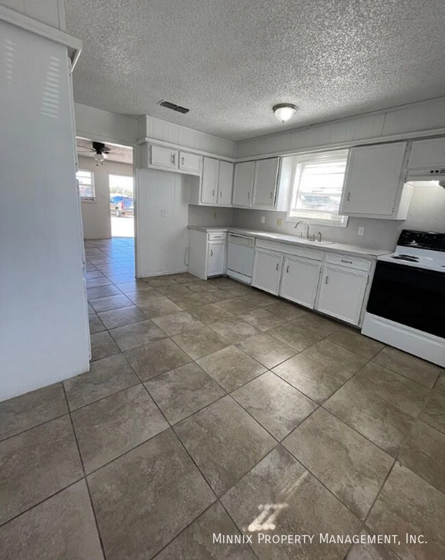 Foto del edificio - 5716 Brownfield Dr