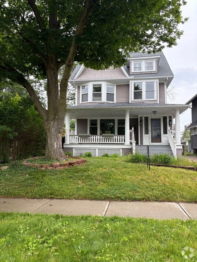 Building Photo - 1181 Virginia Ave