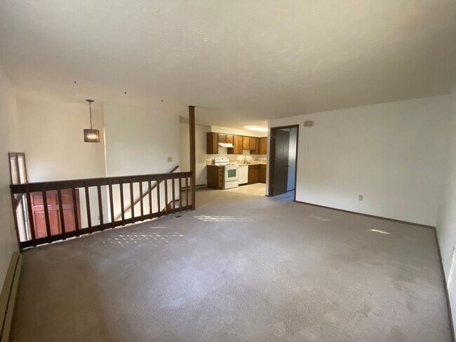 Building Photo - 1506/1508/1510 Tacoma St. Tri-Plex