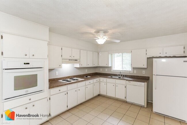 Building Photo - 4 br, 2.5 bath House - 205 Rennes Court