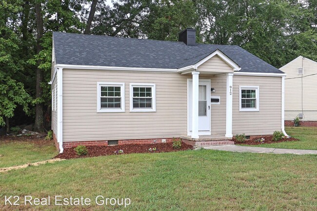 Building Photo - 2 br, 1 bath House - 912 Sylvia Circle
