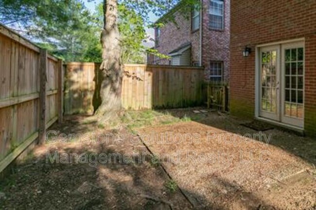 Building Photo - 55 Banwell Park