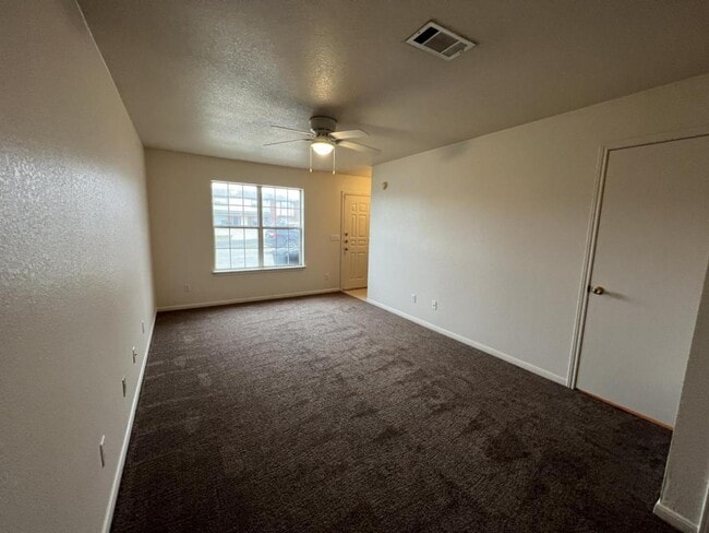 Building Photo - 2811 Cantabrian Dr