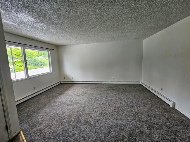 Foto del edificio - 1710 Muldoon Cir