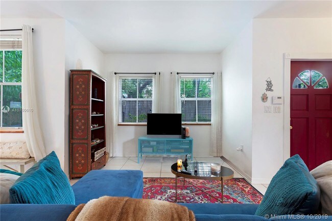 Foto del edificio - 2901 Jackson Ave