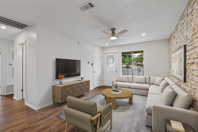 Building Photo - 2616-2618 Audubon Pl