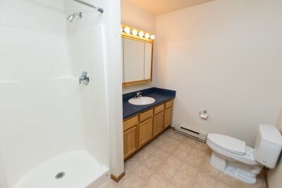 Building Photo - University Avenue Apartments - 415