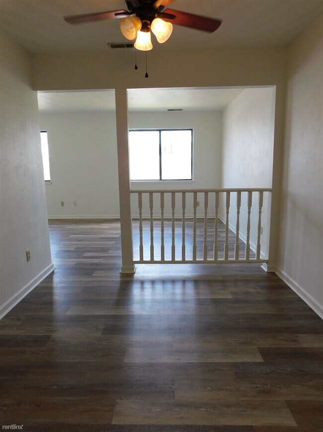 Building Photo - 3 br, 2.5 bath Townhome - 3547 Sierra Arch
