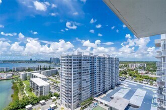Building Photo - 18081 Biscayne Blvd