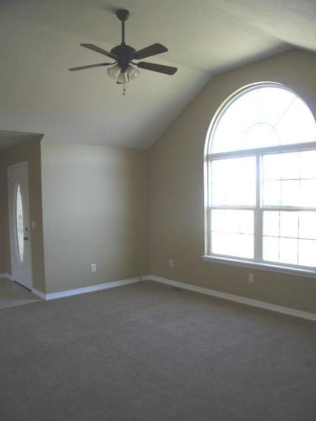 Foto del edificio - 591 S Canterbury Ln
