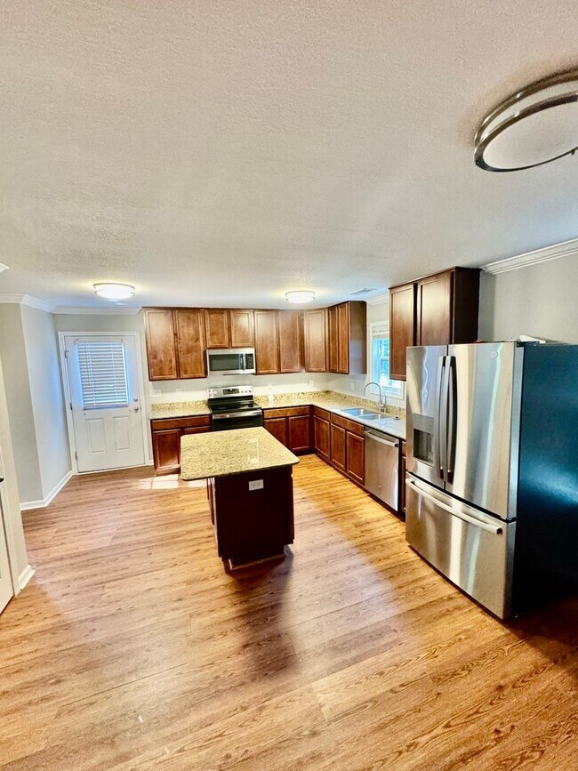 Foto del edificio - Blythewood home near Ft Jackson & Scout Mo...