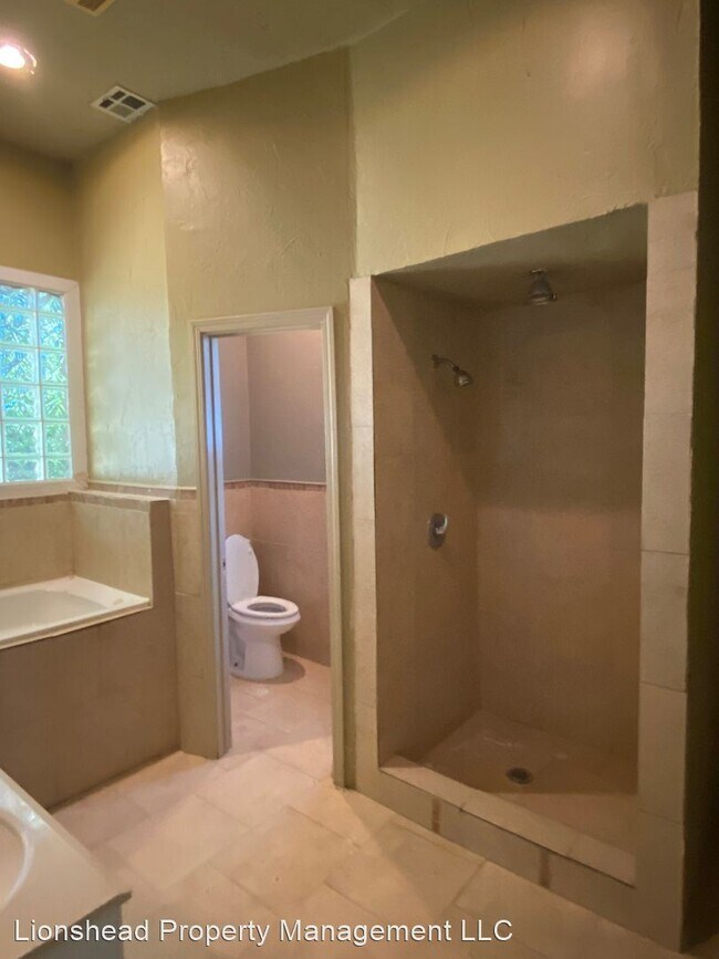 Foto del edificio - 5 br, 2 bath House - 6109 SE 4th St.