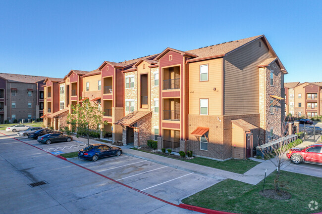 Building Photo - The Marketplace at Liberty Crossing