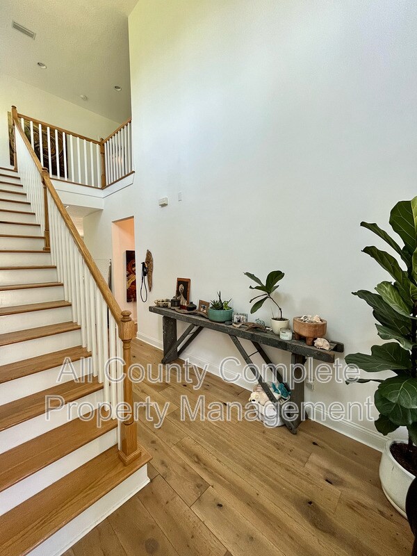 Foto del edificio - 261 Starnberg Ct