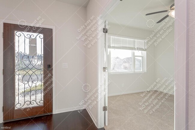 Building Photo - 4 br, 2.5 bath House - 701 Bridgestone Way