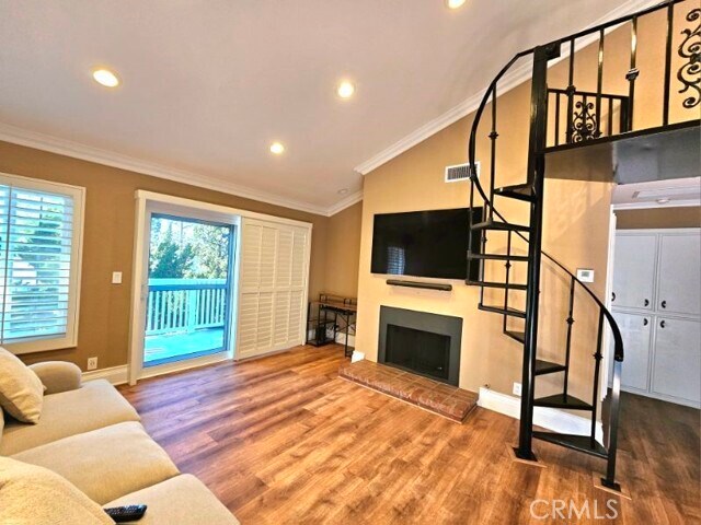 Foto del edificio - 1244 W Park Western Dr