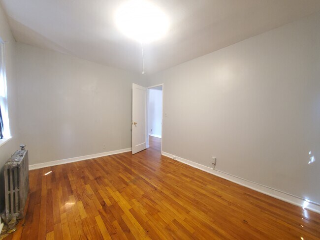 70 Crawford St 7 - 71 Crawford St