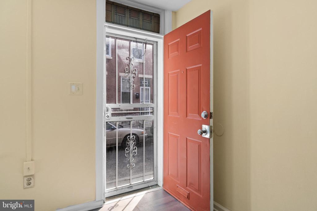 Foto principal - 2752 N Darien St