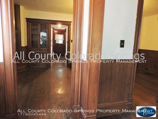 Building Photo - 3 bedroom in Colorado Springs CO 80904