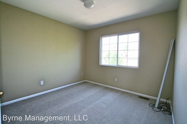 Building Photo - 3 br, 2.5 bath House - 7225 Amber Ridge Dr.