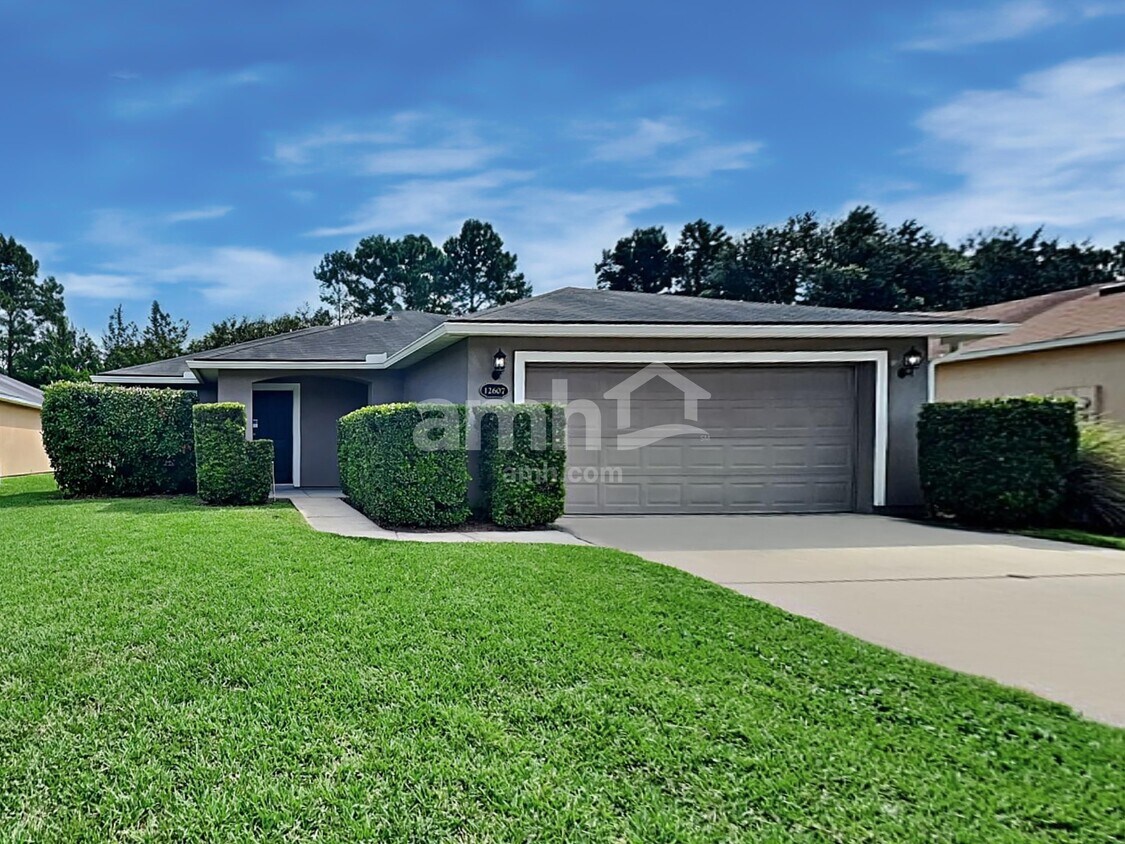 Foto principal - 12607 Wooded Bluff Ct