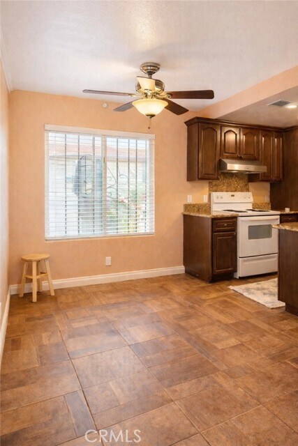 Foto del edificio - 12835 10th St