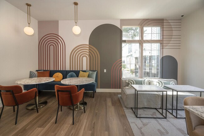 Building Photo - Avalon