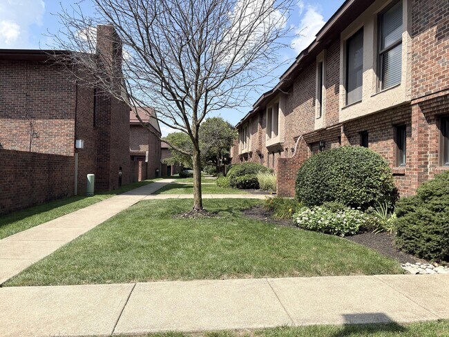Foto del edificio - 2802 Churchill Dr
