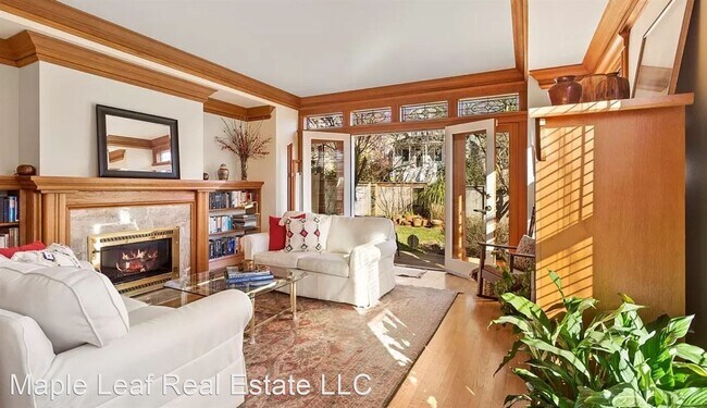 Building Photo - 4 br, 2.5 bath House - 1414 N 38th Street