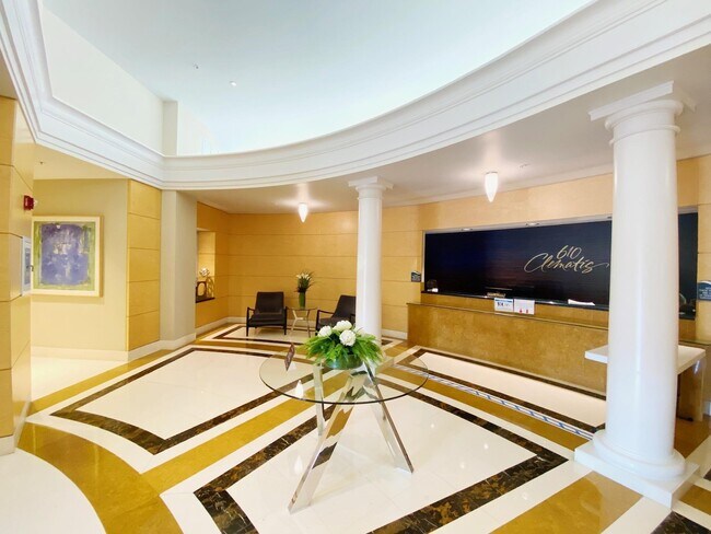 Building Photo - 610 Clematis St