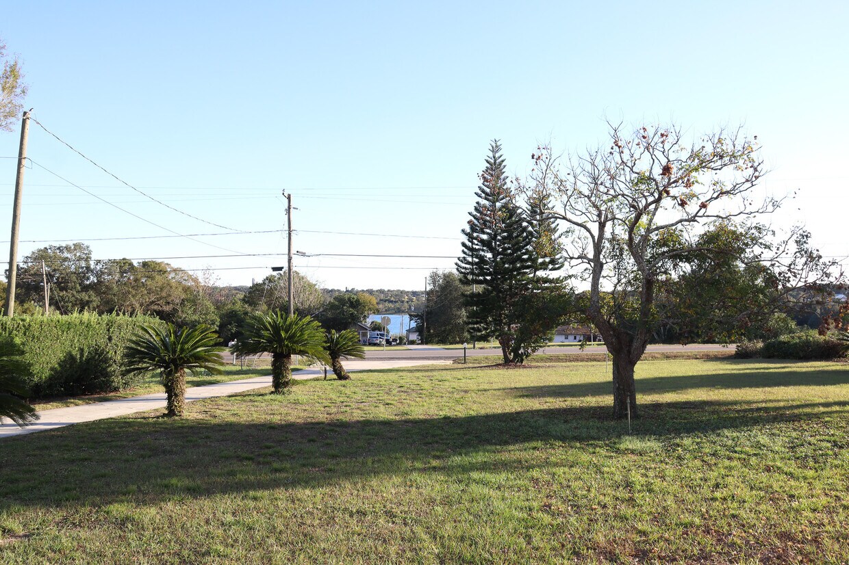 129 Masterpiece Rd Unit 1, Lake Wales, FL 33898 Apartments in Lake Wales, FL