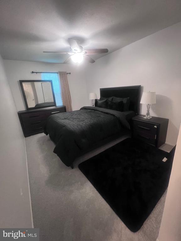 Foto del edificio - 1013 Copperfield Ct