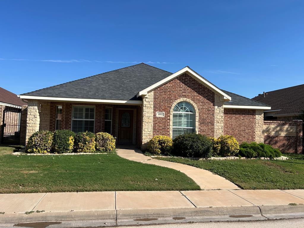 Foto principal - 6911 Pinecrest Ave
