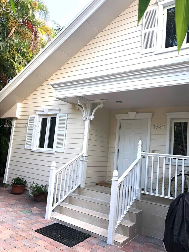 Foto principal - 1524 Argyle Dr