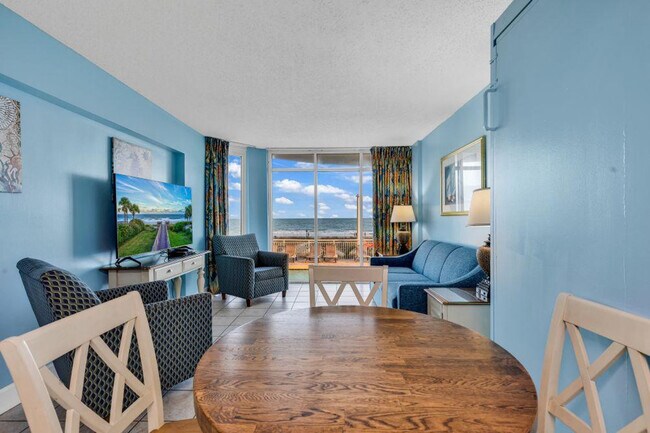 Foto del edificio - 647 N Creekside Dr