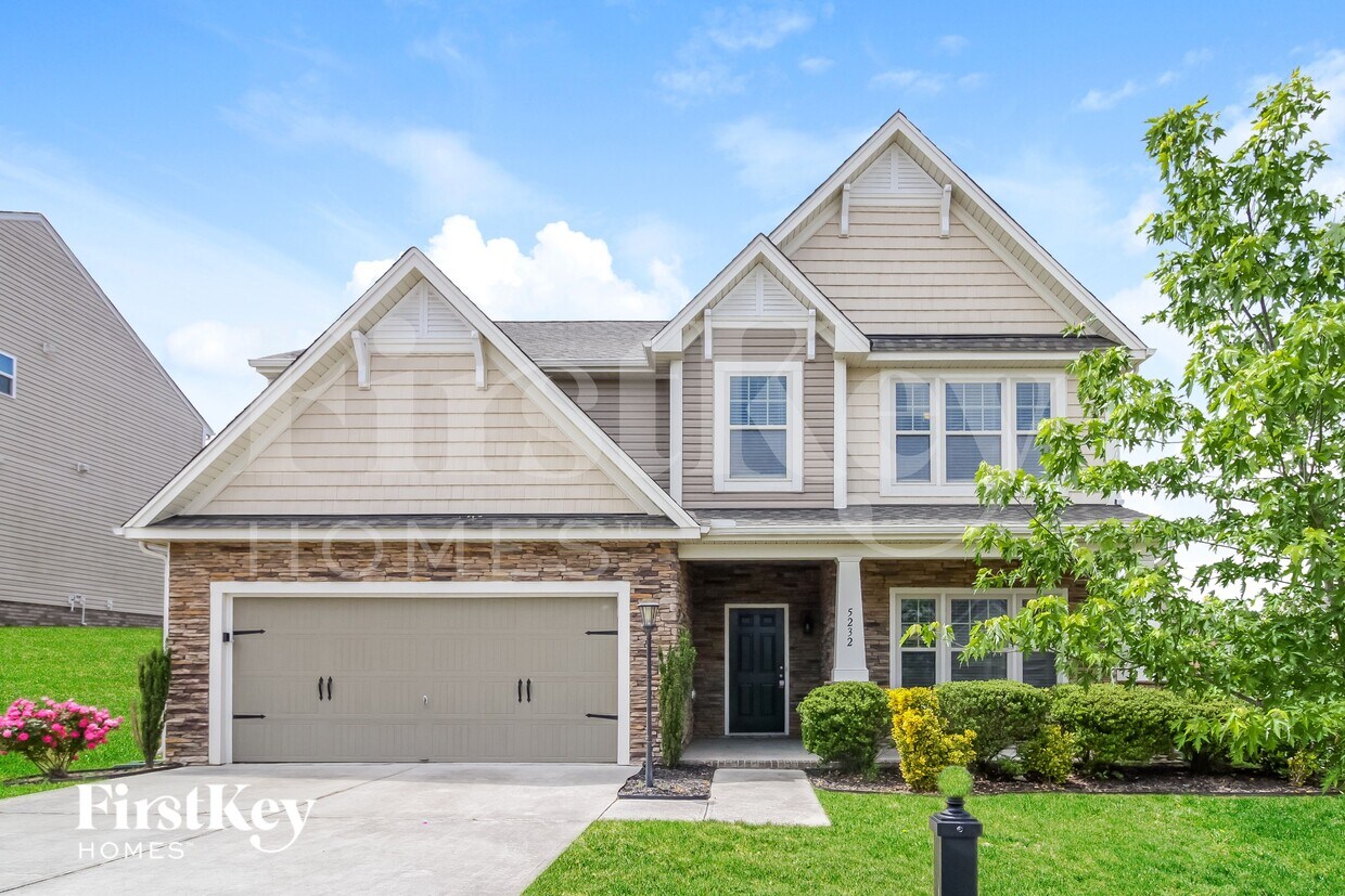 Foto principal - 5232 Smoky Ridge Ln