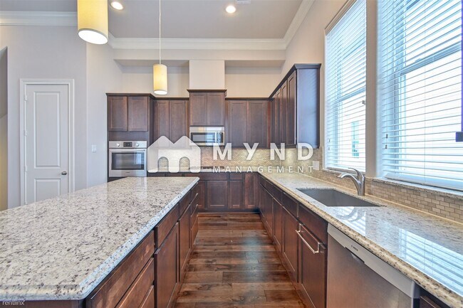 Foto del edificio - 3 br, 3.5 bath House - 2952 Rusk St