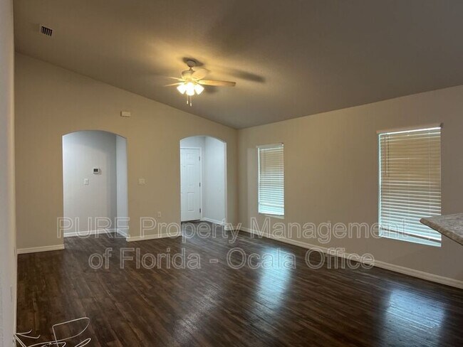 Building Photo - 16307 SE 83rd Ct