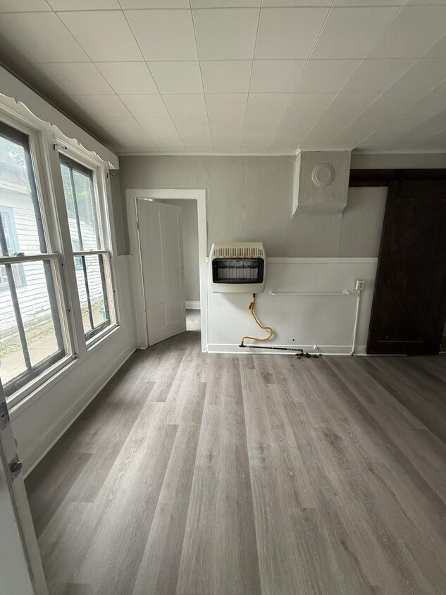 Foto principal - 701 Perry St