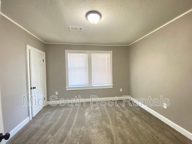 Foto del edificio - 1314 Hanger St