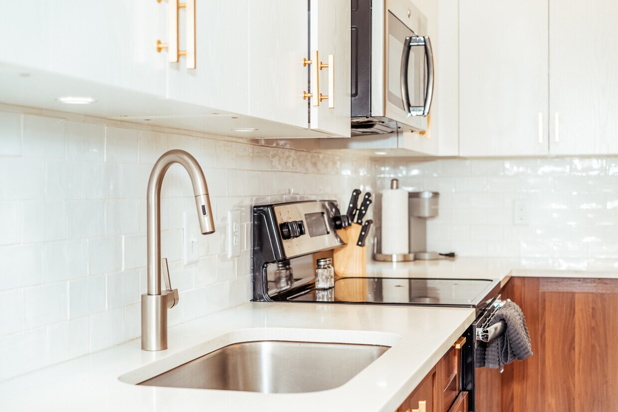 Foto principal - 3500 Clairmont Ave