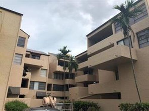 Foto principal - 10400 SW 108th Ave