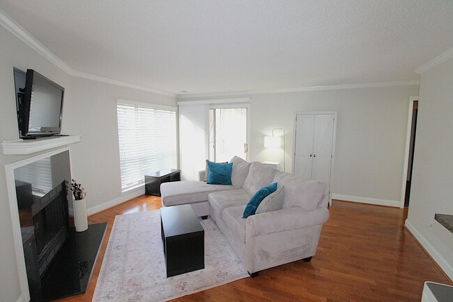 Photo - Furnished Elizabeth Condo!