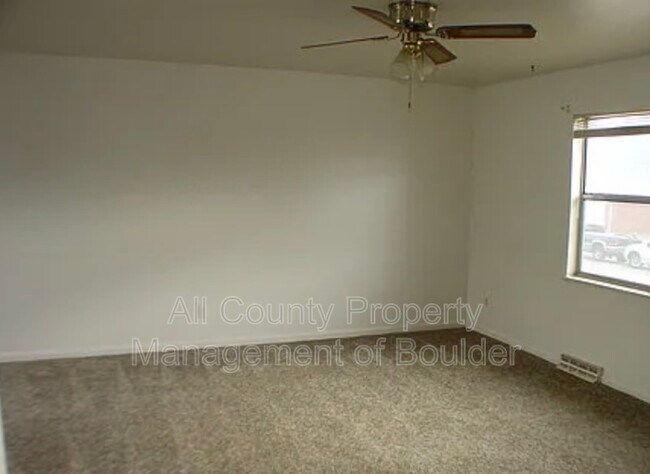Building Photo - 1542 Lamplighter Dr
