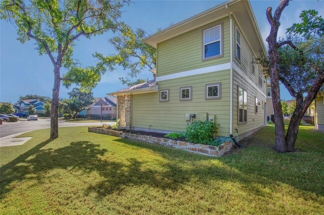Building Photo - 10906 Brazoria Ln