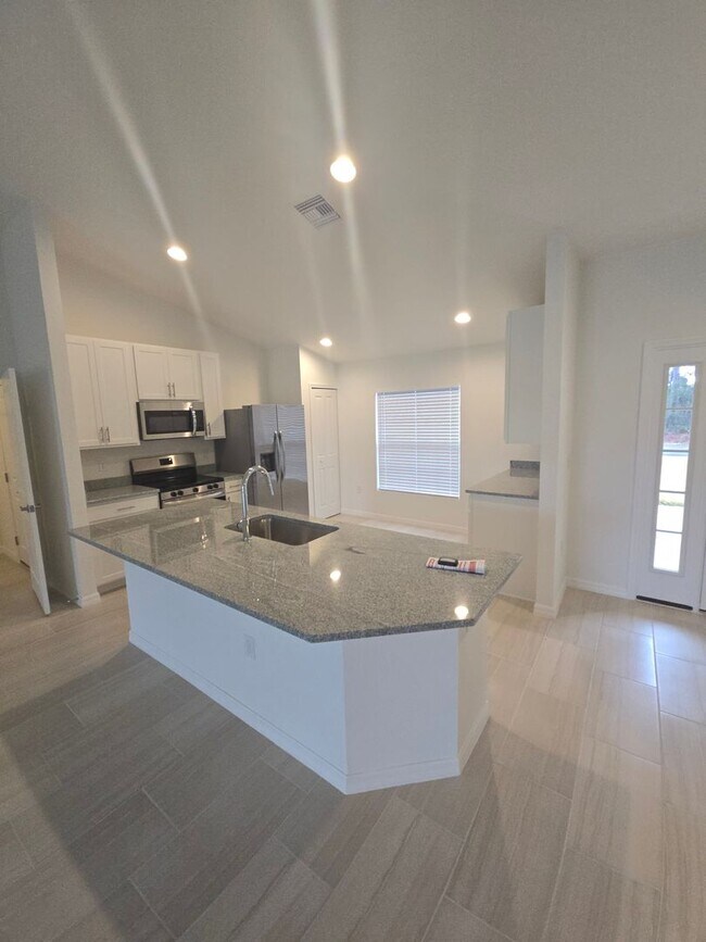 Foto del edificio - 3 bed 2 bath new construction home